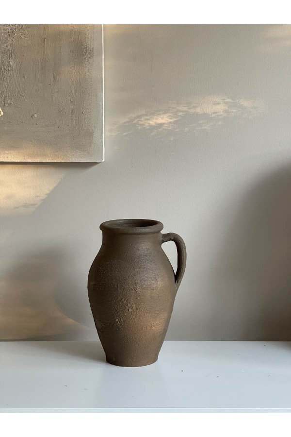 LİMERA DOKULU VE MAT TEK KULPLU VAZO