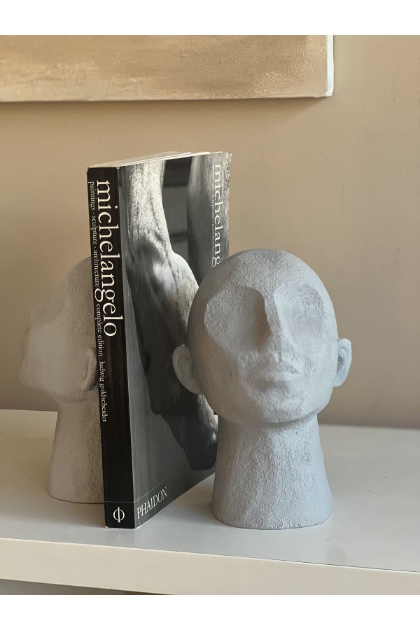 Hüman Büst Kitap Desteği